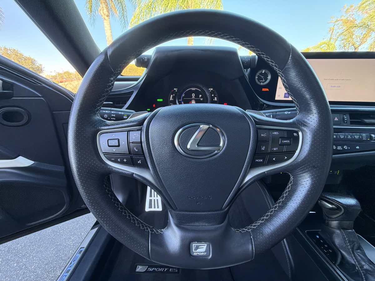 Used 2024 Lexus ES 300h F Sport w/ Accessory Package (Z1) FWD image 25