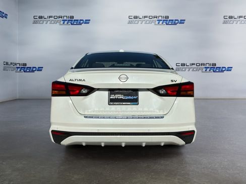 Used 2023 Nissan Altima 2.5 SV FWD image 6