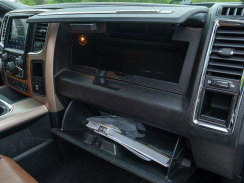 Used 2018 RAM 1500 Laramie Longhorn AWD/4WD image 20