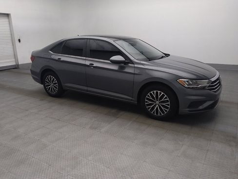Used 2019 Volkswagen Jetta SE FWD image 11