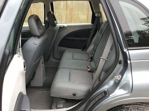 Used 2008 Chrysler PT Cruiser LX image 22