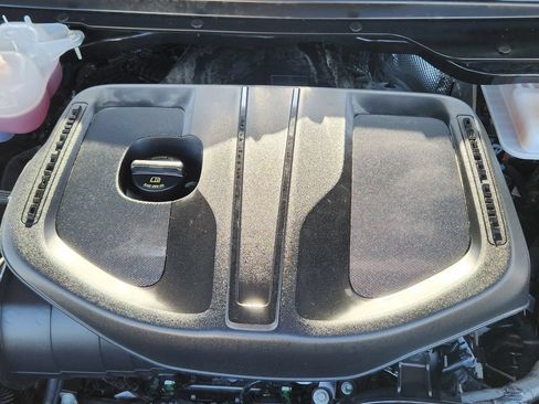 Used 2026 RAM 1500 Laramie w/ Sport Appearance Package AWD/4WD image 16