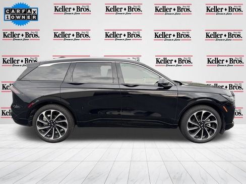 Used 2025 Lincoln Nautilus Black Label AWD/4WD image 8