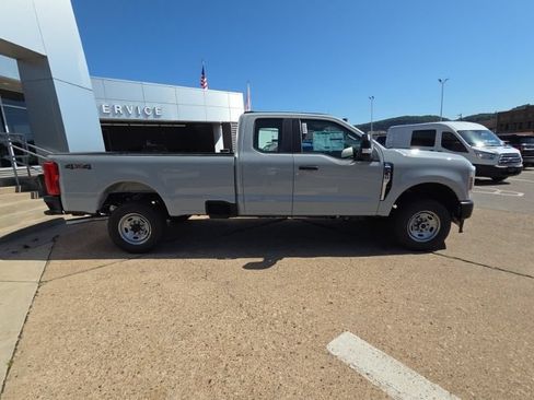 New 2026 Ford F350 XL AWD/4WD image 8