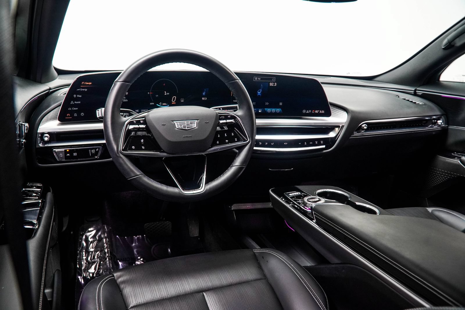 Used 2024 Cadillac Lyriq Sport RWD image 17