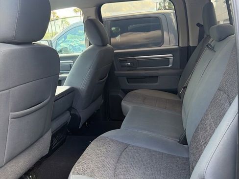 Used 2018 RAM 1500 Big Horn RWD image 15