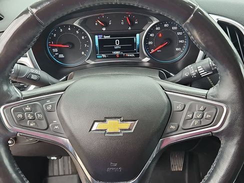 Used 2018 Chevrolet Equinox Premier FWD image 19