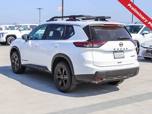 Used 2026 Nissan Rogue SV AWD/4WD image 8