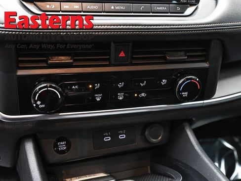 Used 2024 Nissan Rogue S image 20