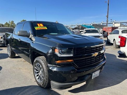 Used 2018 Chevrolet Silverado 1500 Custom w/ Custom Convenience Package RWD image 38