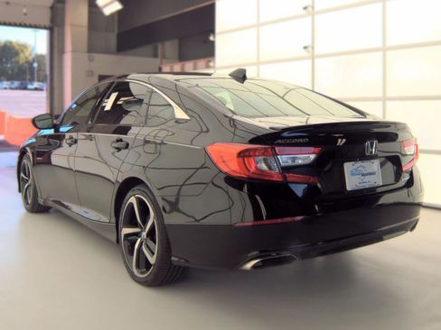 Used 2020 Honda Accord Sport image 3
