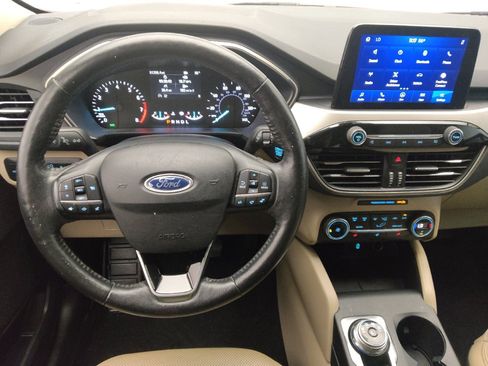 Used 2020 Ford Escape SEL FWD image 22
