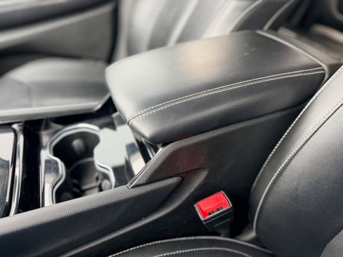 Used 2022 Jeep Grand Cherokee Limited image 19