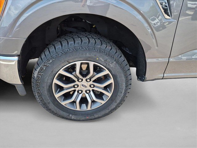 Used 2021 Ford F150 Lariat w/ Trailer Tow Package AWD/4WD image 21