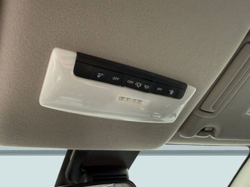 New 2025 Nissan Versa SV w/ Trunk Package image 17