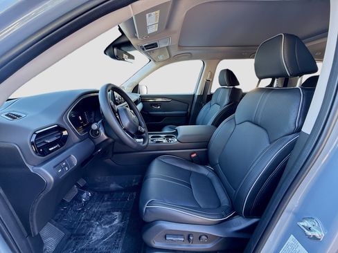 New 2025 Honda Pilot Elite image 18