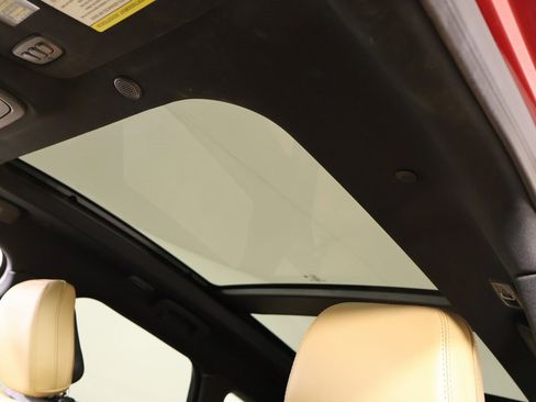 Used 2020 Lincoln Corsair Reserve w/ Equipment Group 201A image 16