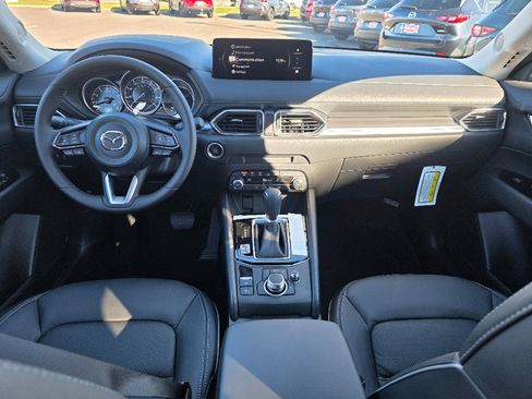 New 2025 MAZDA CX-5 AWD 2.5 S w/ Preferred Package image 2