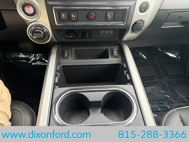 Used 2019 Nissan Titan PRO-4X AWD/4WD image 14