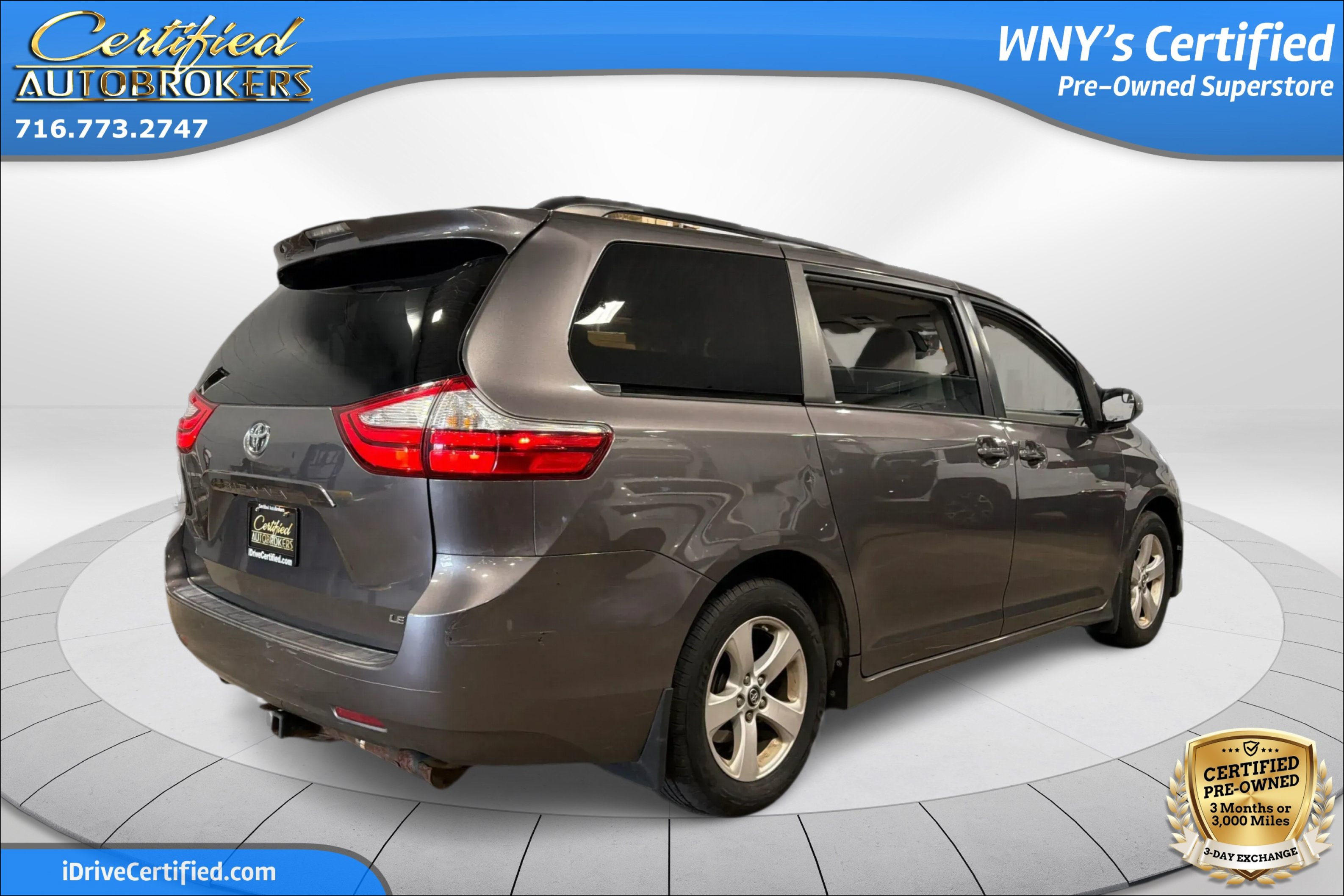 Used 2019 Toyota Sienna LE FWD image 6