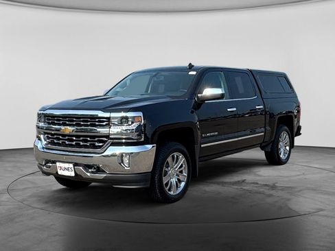 Used 2018 Chevrolet Silverado 1500 LTZ w/ Sport Package AWD/4WD image 5