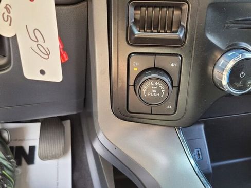 Used 2024 Ford F150 XLT w/ Mobile Office Package image 25