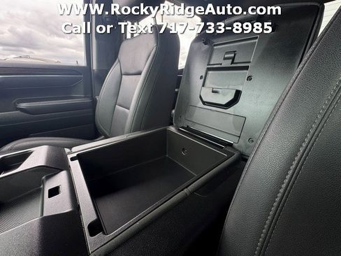 Used 2025 GMC Sierra 1500 SLT AWD/4WD image 21