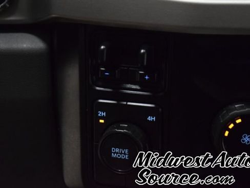 Used 2024 Ford F250 XLT w/ XLT Premium Package AWD/4WD image 21