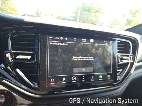 Used 2021 Dodge Durango R/T w/ Tow 'N Go Package AWD/4WD image 13