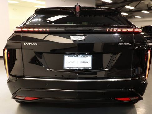 Used 2024 Cadillac Lyriq Luxury w/ LPO, Floor Liner Package image 6