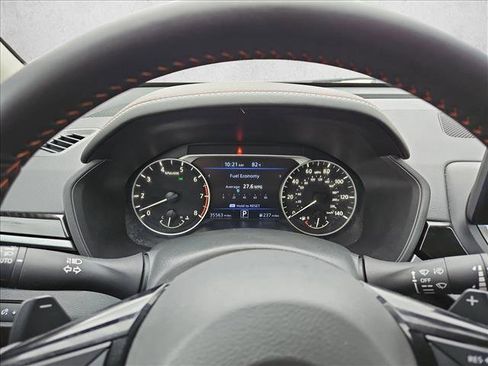 Used 2025 Nissan Altima 2.5 SR w/ SR Premium Package AWD/4WD image 11