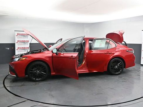 Used 2023 Toyota Camry XSE FWD image 43