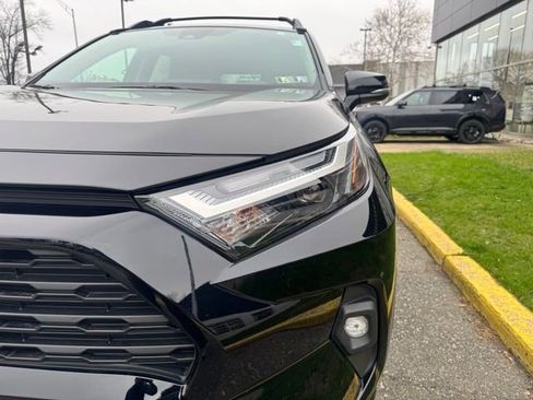 Used 2024 Toyota RAV4 AWD Hybrid image 12