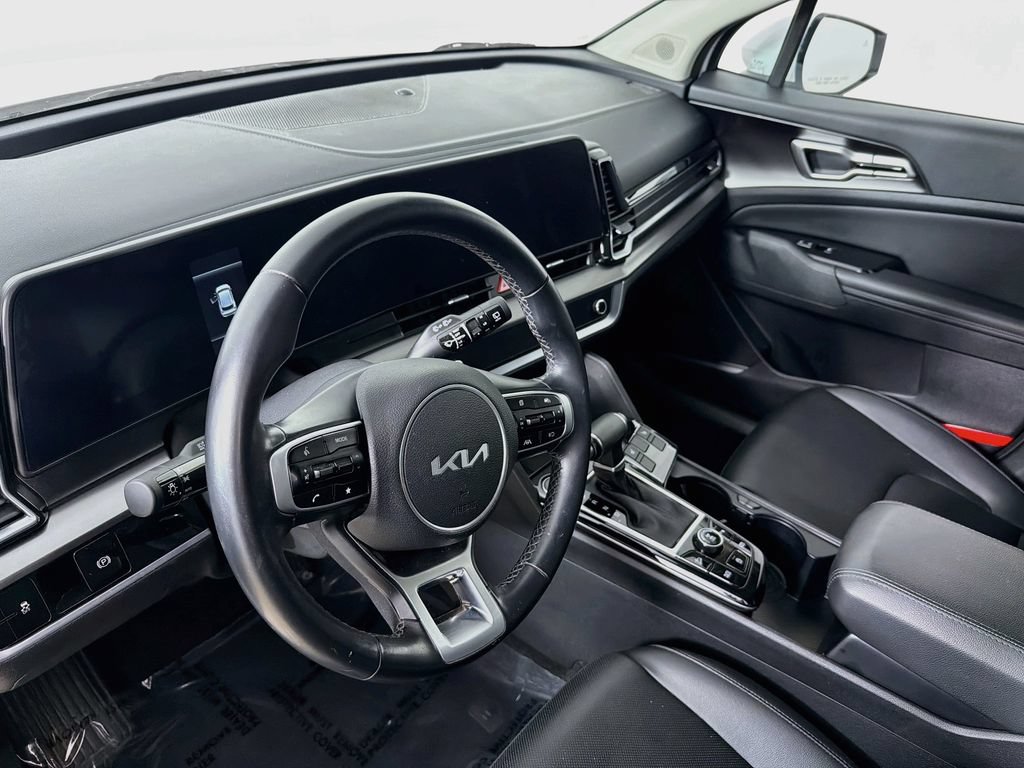 Used 2024 Kia Sportage EX AWD/4WD image 9