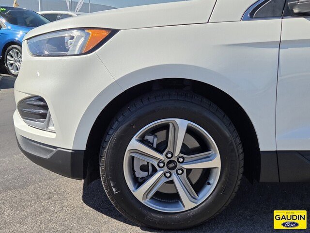 Certified 2023 Ford Edge SEL w/ Convenience Package AWD/4WD image 10