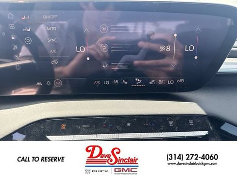 New 2026 Buick Enclave Avenir w/ Super Cruise Package FWD image 19