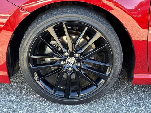 Used 2021 Toyota Camry XSE image 11