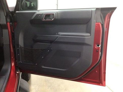 New 2025 Ford Bronco Badlands image 48