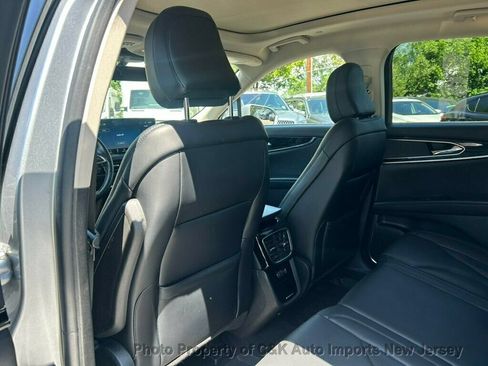 Used 2022 Lincoln Nautilus Reserve w/ Cargo Utility Package AWD/4WD image 34