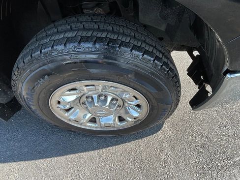 Used 2014 Nissan NV 3500 SL w/ Technology Package RWD image 37