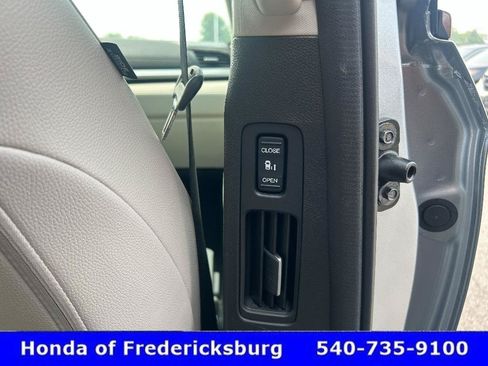 Used 2026 Honda Odyssey EX-L image 32