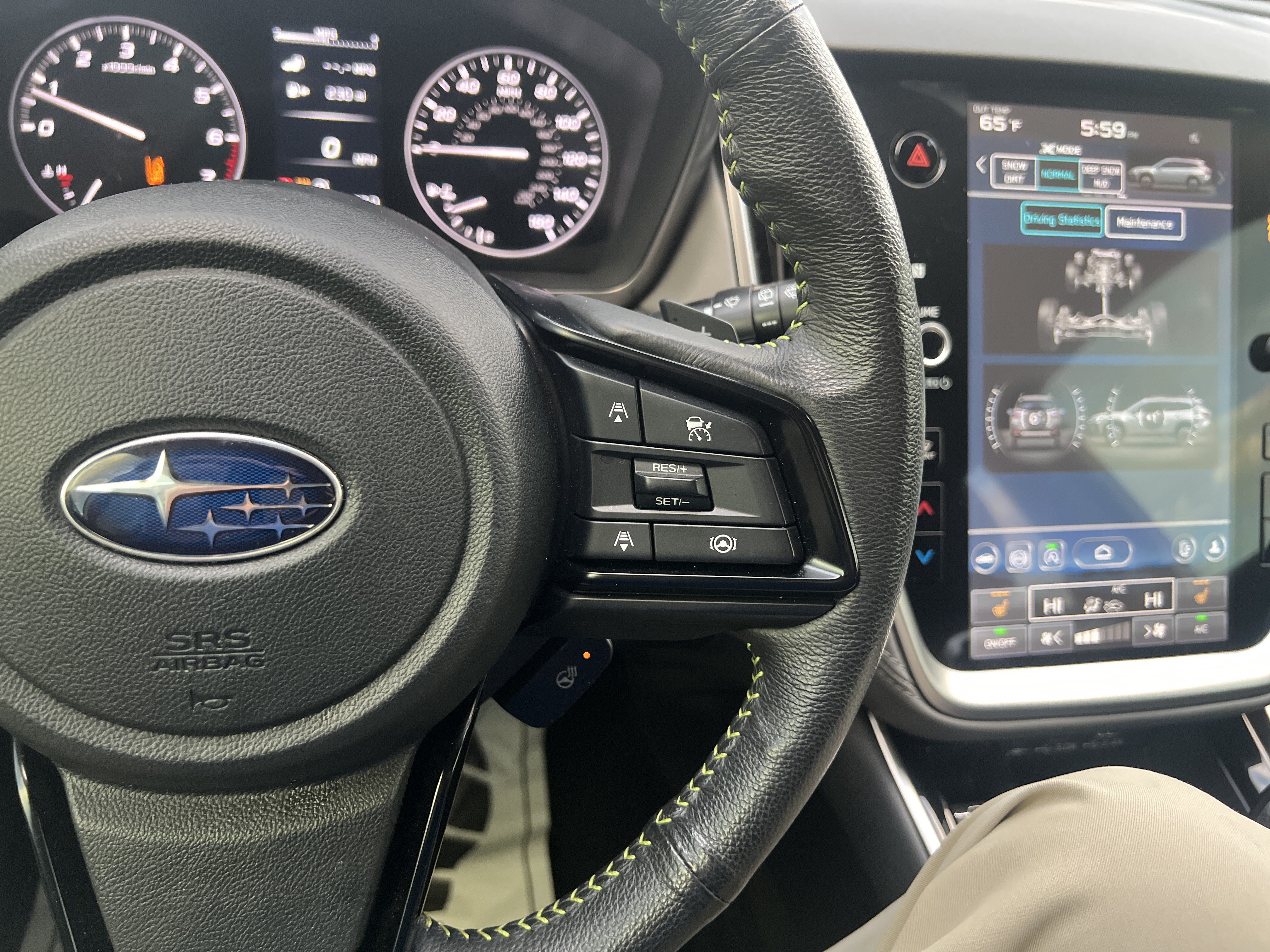 Used 2025 Subaru Outback Onyx Edition XT AWD/4WD image 19