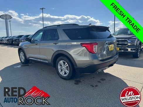 Used 2020 Ford Explorer XLT w/ Equipment Group 202A AWD/4WD image 5
