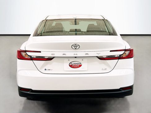 New 2026 Toyota Camry LE w/ Convenience Package FWD image 5