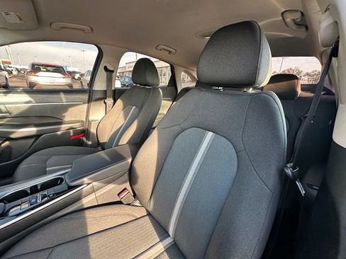 Used 2022 Hyundai Sonata SE FWD image 21
