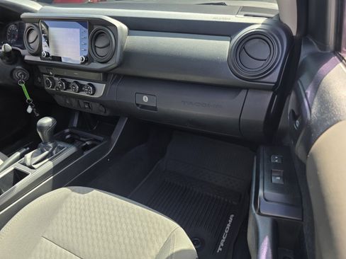 Used 2020 Toyota Tacoma SR w/ SX Package image 15