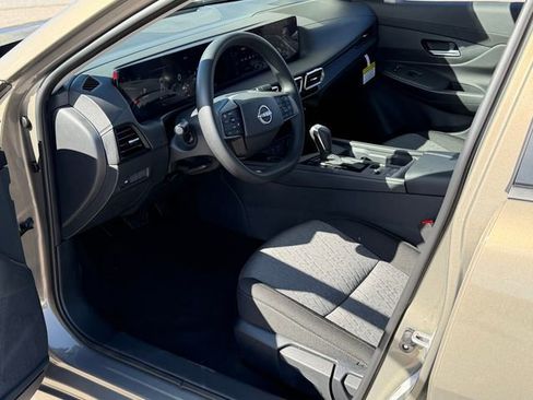 New 2026 Nissan Sentra SV image 11