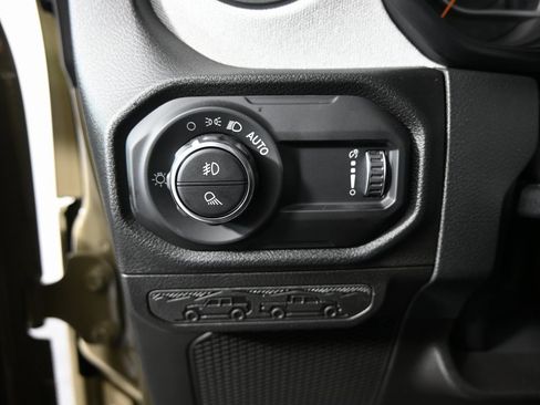 New 2025 Jeep Gladiator Willys image 24