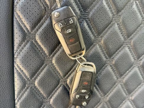 Used 2021 Ford Transit Connect XL FWD image 24
