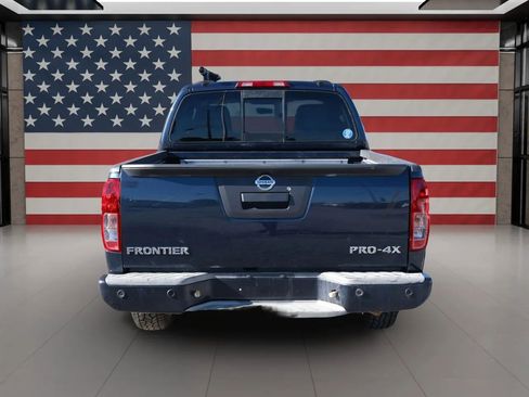 Used 2021 Nissan Frontier PRO-4X w/ Pro-4x Utility Package image 5